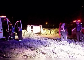 Robó el auto de sus padres y volcó en la ruta