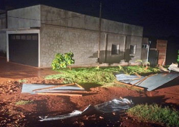 Temporal azotó Alem: más de 100 viviendas afectadas y 400 personas anegadas