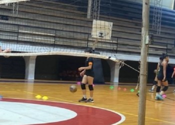 Vóleboil: La selección femenina Sub-14 de Misiones está en marcha