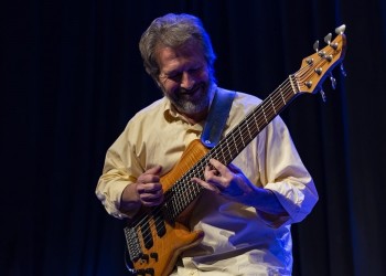 Willy González, llega a Posadas para brindar una clínica musical gratuita en el Cidade