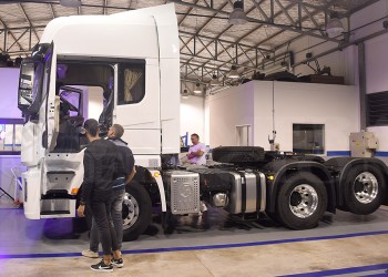 Norte Rodados presentó Shacman, marca líder en vehículos pesados