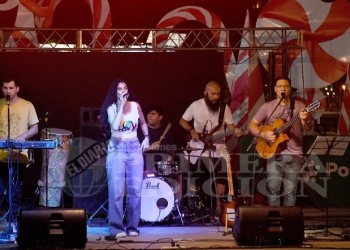 El carnaval en Posadas tuvo su cierre a pura música y diversión en el Parque de las Fiestas