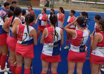 Hockey: Centro de Cazadores y dos ensayos positivos en Asunción