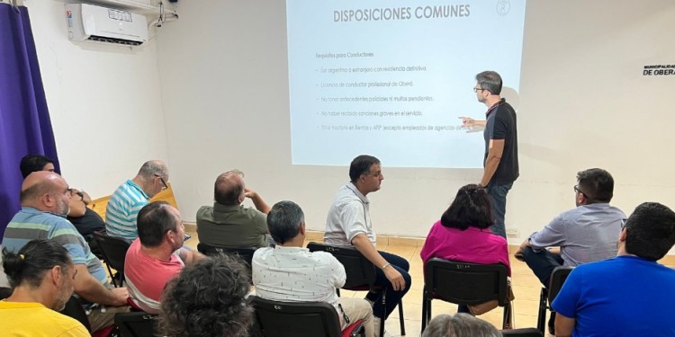 VOCES. Concejales escucharon ideas y reclamos de empresarios y trabajadores de remiserías y taxis de la localidad.