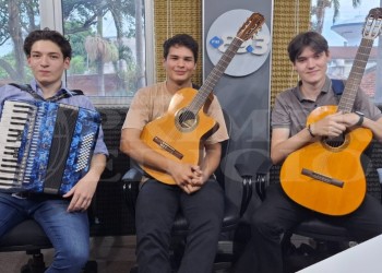 Jóvenes que conectan la música misionera a las nuevas generaciones