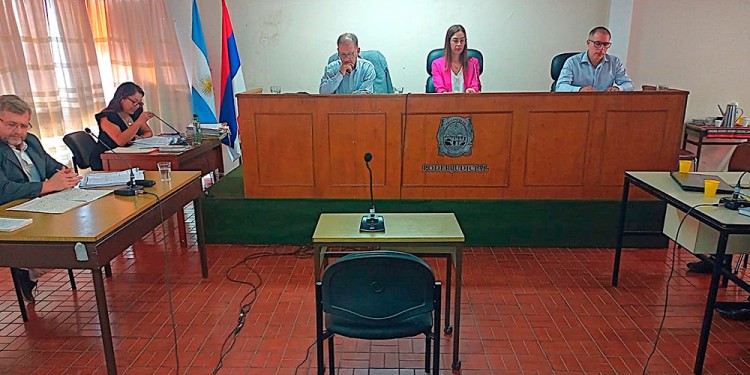 CONTINUARÁ HOY. El debate proseguirá con la etapa testimonial, con la comparencia de cinco testigos.