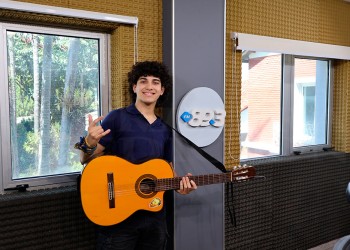 Futuro que promete: influencias del rock y el pop emergen en las canciones de Martín Verón