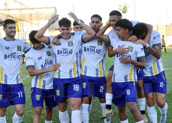 Mitre metió un triunfazo de local y lidera en el Federal A