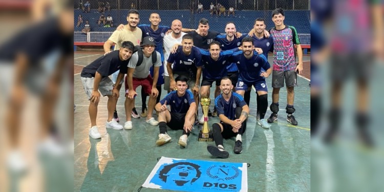 NUEVO MONARCA. Nápoles es el nuevo rey del verano en el Brown.