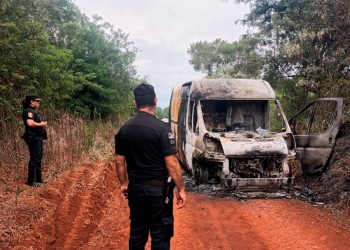 Le robaron la camioneta a un colono y la encontraron totalmente incendiada