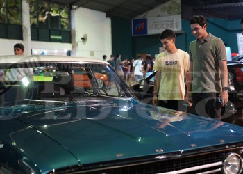 Apóstoles disfrutó del Encuentro de Autos Antiguos y Modificados
