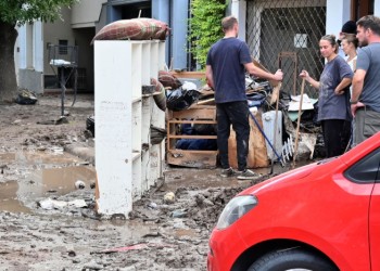 Ya son 13 los muertos por el temporal en Bahía Blanca