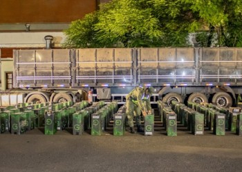 Gendarmería interceptó en Misiones un camión cargado de cigarrillos de contrabando