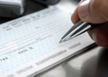 Volvió el cheque: empresarios misioneros vuelven a usar la financiación a plazos