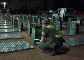 Intentó evadir un control y huyó: llevaba 15 mil paquetes de cigarrillos de contrabando