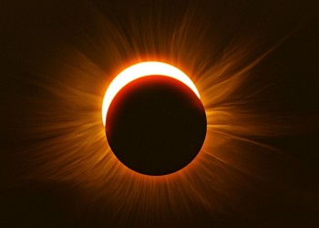 Eclipse solar y luna nueva en Aries: ¿cómo impacta a cada signo?