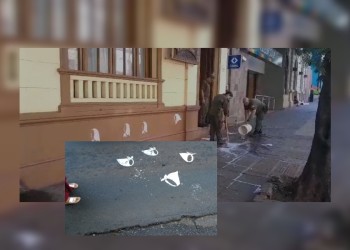 24M en Posadas: nuevamente, borraron los pañuelos blancos en las veredas del Ejército y la Gendarmería