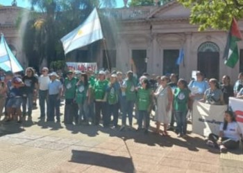 Misiones se movilizó por los jubilados: “La lucha que se pierde es la que se abandona”