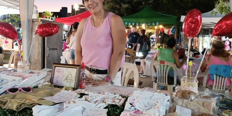 La emprendedora Cintia Ríos. Su emprendimiento en Instagram es @lulickids