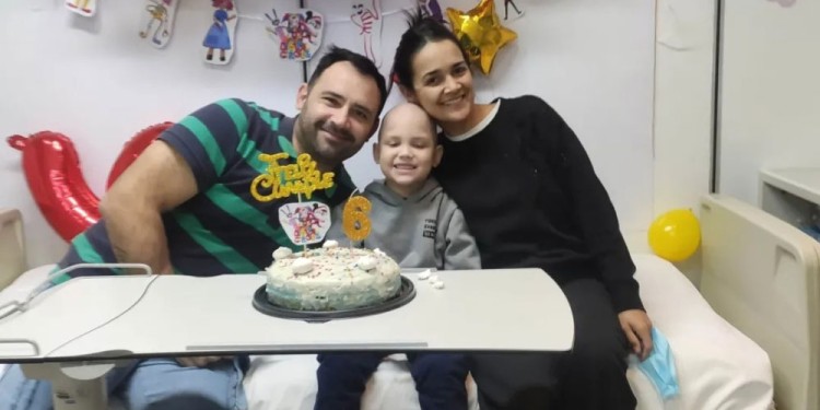 ESPERANZA. Natalia y Erik continúan con su lucha incansable para darle una nueva oportunidad a su hijo.