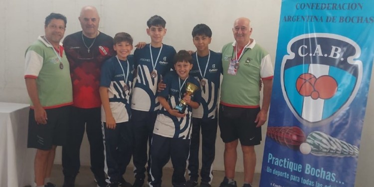 EL FUTURO LLEGÓ. La Selección Misionera Sub-15 logró un histórico cuarto puesto, días atrás en Gualeguaychú.