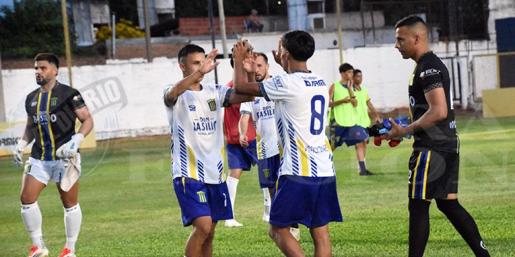 PARA SEGUIR EN LA CIMA. Mitre buscará aprovechar el mal momento del rival para buscar seguir en la punta.
