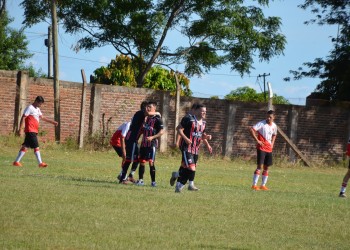 Fútbol de Oberá: Independiente y Exa 185, el adelanto de la tercera