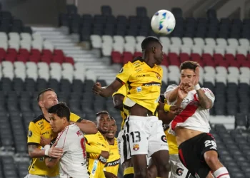 River empató sin goles con Barcelona de Ecuador en su segunda presentación en la Copa Libertadores