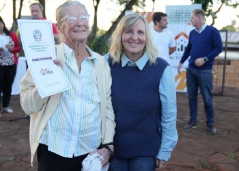 Apóstoles: mas de 50 familias del barrio Estación recibieron su ansiado título de propiedad