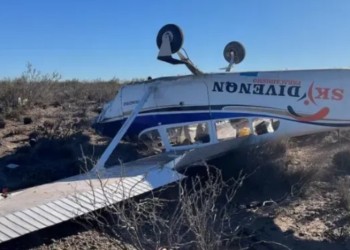 Cayó una avioneta y murió un joven que filmaba saltos en paracaídas
