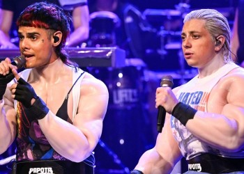 Ca7riel y Paco Amoroso deslumbraron en el programa de Jimmy Fallon
