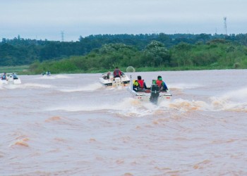 Triple competencia en  Carmen del Paraná