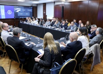 En reunión del COFESA, la Nación garantizó el calendario de vacunación