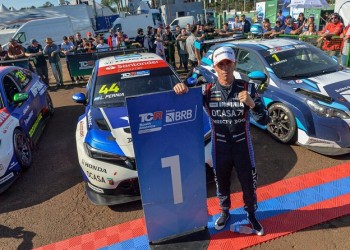 El TCR sudamericano y el Misionero de Pista desataron la fiesta en Oberá