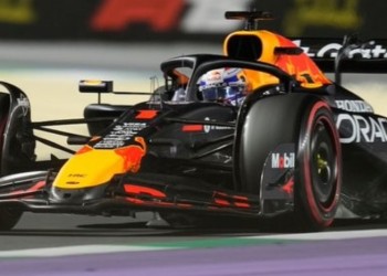 Verstappen se quedó con la pole en Arabia Saudita