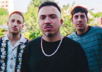 TRIDENTE MUSICAL Veeyam (centro) junto a Wos (izquierda) y Saje (derecha) para sumar la segunda canción a su álbum.