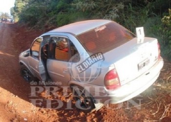 Archivos policiales: Peritaban un auto abandonado y encontraron a su dueño muerto en el baúl