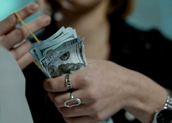 El dólar volvió a subir y marcó un nuevo récord este viernes 4 de julio: a cuánto cerró