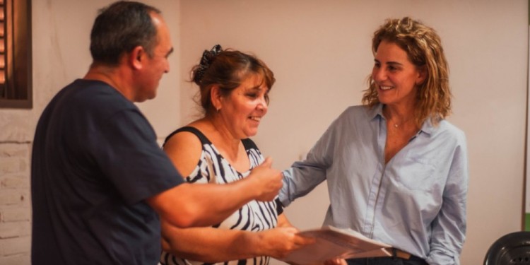 DOLBERG. Se agrava la situación de la abogada y del director de la EBY por el manejo privilegiado de recursos.