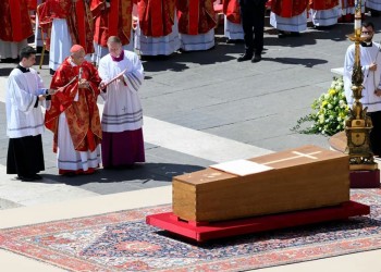 “Nadie se salva solo”: el mundo despidió a Francisco, el papa argentino que marcó una era