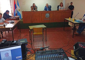 Dos testigos complicaron al camionero acusado de abusar de su hijastra menor