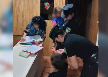 San Vicente: tres menores de entre uno y cinco años fueron abandonados en la vía pública