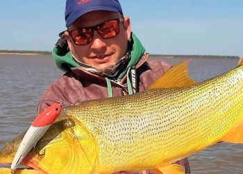 Encontraron el cuerpo del guía de pesca desaparecido junto a su hijo en el Río Paraná