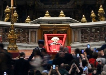 ¿Qué se llevará el papa Francisco en el cajón?