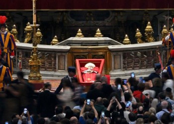 El féretro del papa Francisco se cerrará hoy