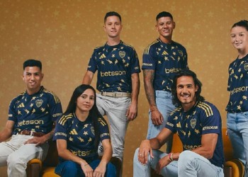 Boca presentó una nueva camiseta por sus 120 años