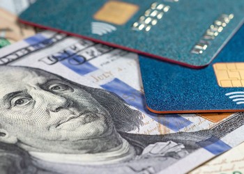 Explican cómo pagar con la tarjeta de crédito en el exterior sin percepciones