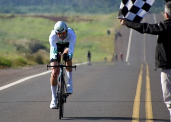 Ciclismo: se corre el Argentino de Ruta Máster en Posadas