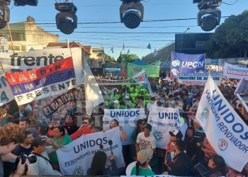 “Esto es la unidad viva, el trabajo y el peronimo dentro de la renovación”