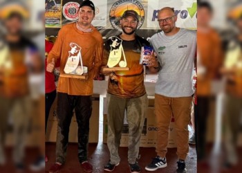 Álvaro Aguirre Escalada y Matías Müller se anotaron en la pelea